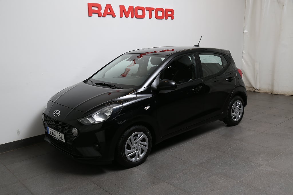 Hyundai i10 1,0 blue 67hk Essential Automat CarPlay Motorvärmare 2021