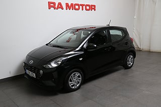 Halvkombi Hyundai i10 1 av 24