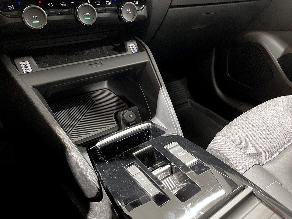 Bild på Citroën C4 X Shine 1.2 PT 130hk Aut - 360-KAMERA, CARPLAY