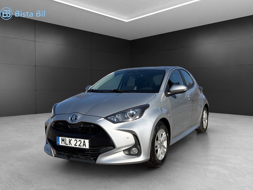 Toyota Yaris HYBRID CVT ACTIVE COMFORT RATTVÄRME / B-KAMERA 116Hk