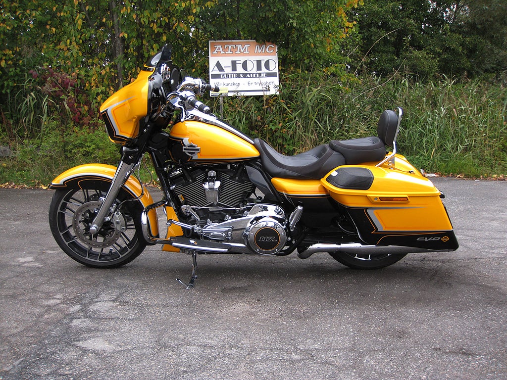 Harley-Davidson STREET GLIDE cvo