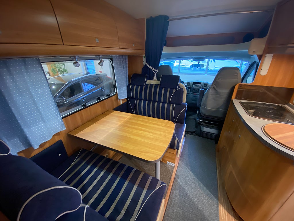 Bürstner T Marano / B-körkort / Solcell / Fint skick - Bürstner