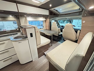 Husbil-halvintegrerad Knaus LIVE TI 650 MF 10 av 24
