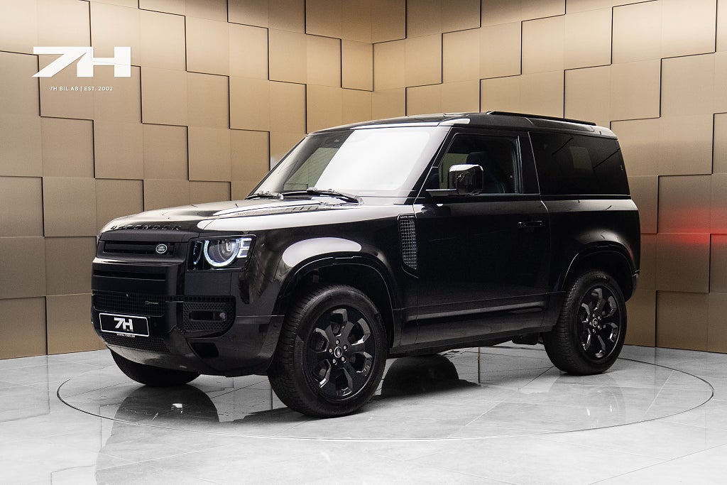 Land Rover Defender 90 D250SE X-Dynamic Pano / Meridian / 360 / Värmare / D