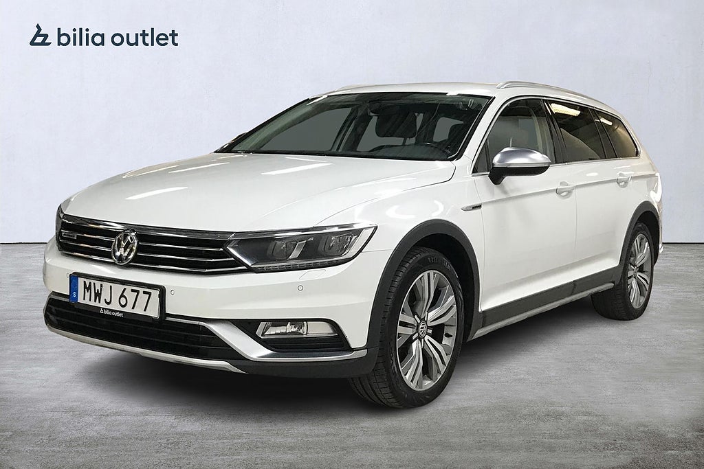 Volkswagen Passat Alltrack 2.0 TDI 4M Executive 190hk Navi Drag Carplay Backkamera