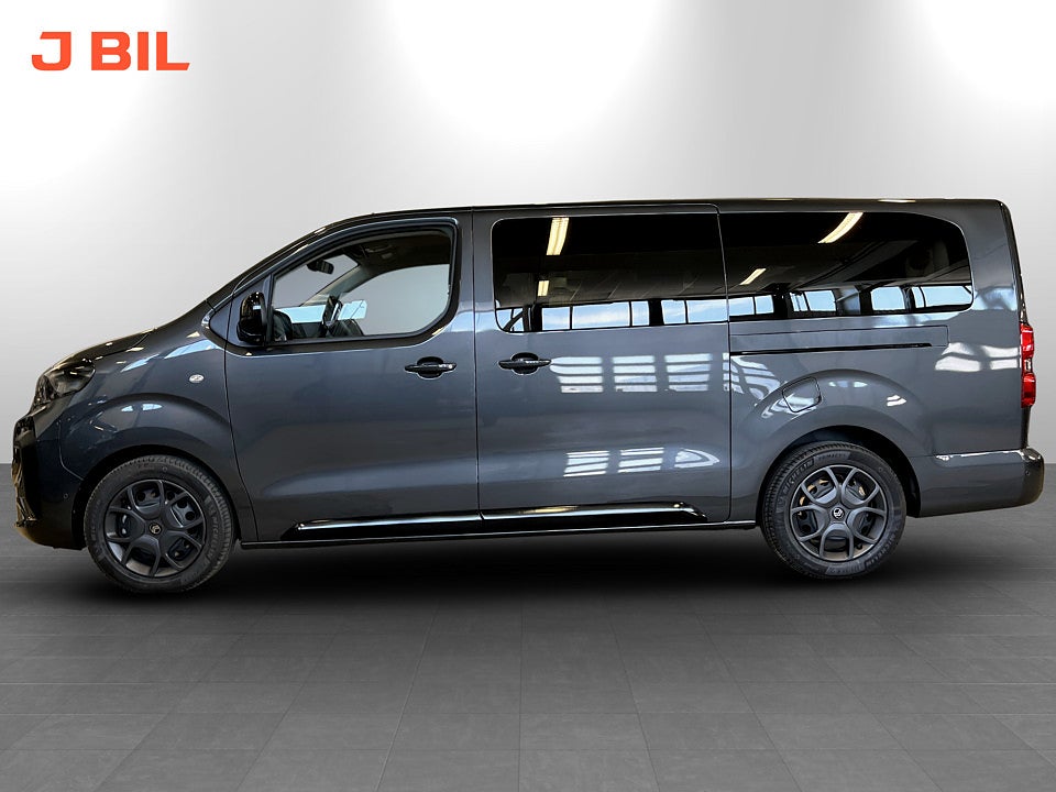 Bild på Citroën SpaceTourer ST PLUS 2.2 BHDi 180hk Aut B-KAMERA NAV