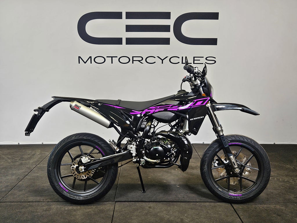 Sherco 50 SM PINK R *Finns i butik* 