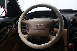 Cab Ford Mustang 9 av 18