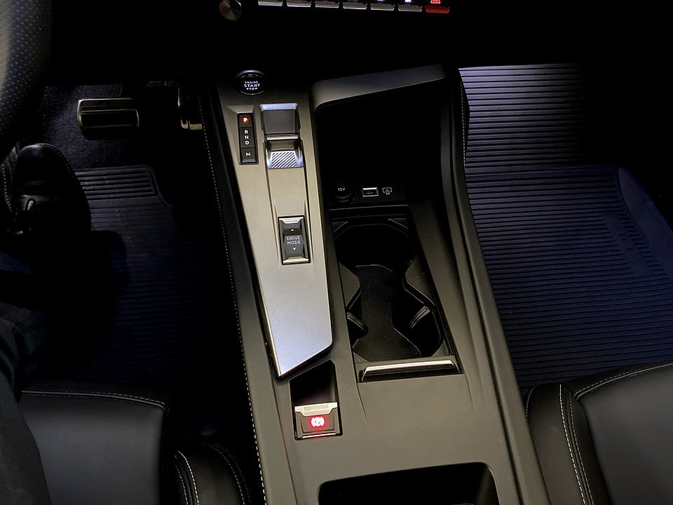 Bild på Peugeot 308 5D GT 1.2 PT 130hk Aut - B-KAMERA,CARPLAY