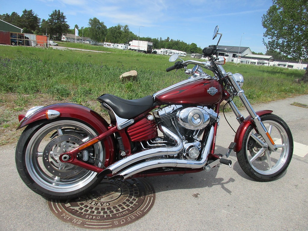Harley-Davidson FXCWC Rocker C 