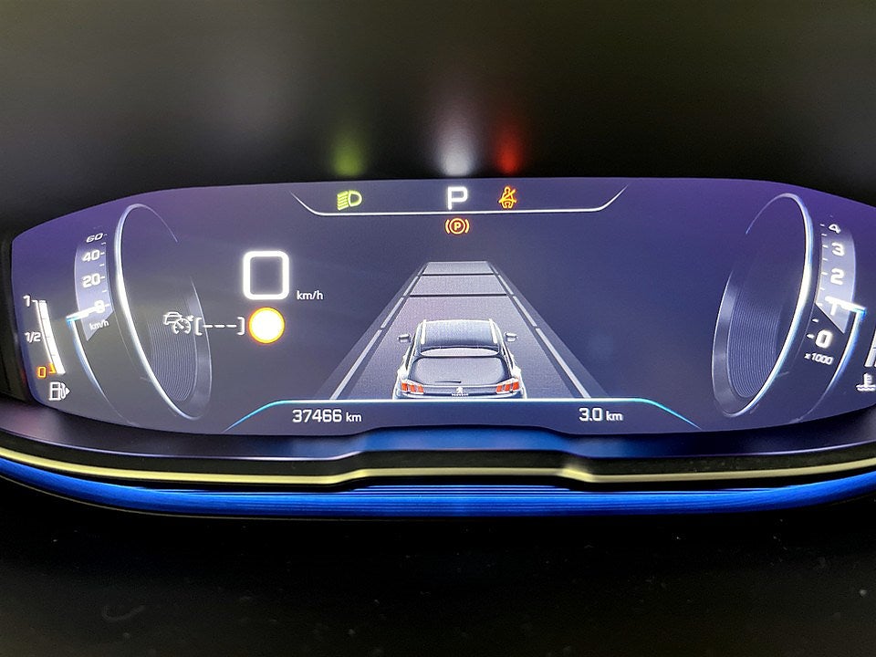 Bild på Peugeot 3008 GT 1.2 PT 130hk Aut - B-KAMERA, CARPLAY