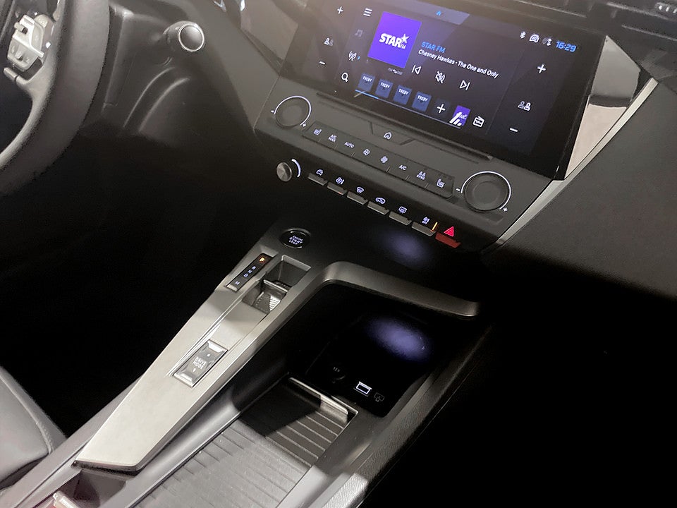 Bild på Peugeot 308 SW Allure Hybrid 145hk Aut B-KAMERA CARPLAY