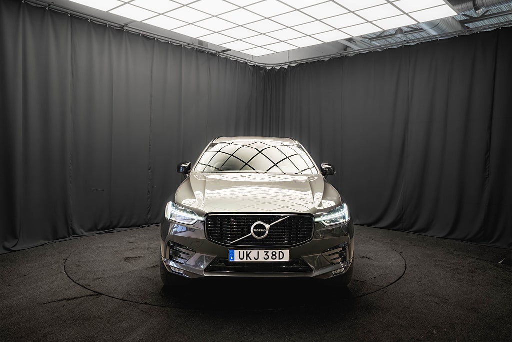 Volvo XC60 B4 AWD R-Design 22'' LÄDER DRAG H/K D-VÄRM 1-ÄGARE