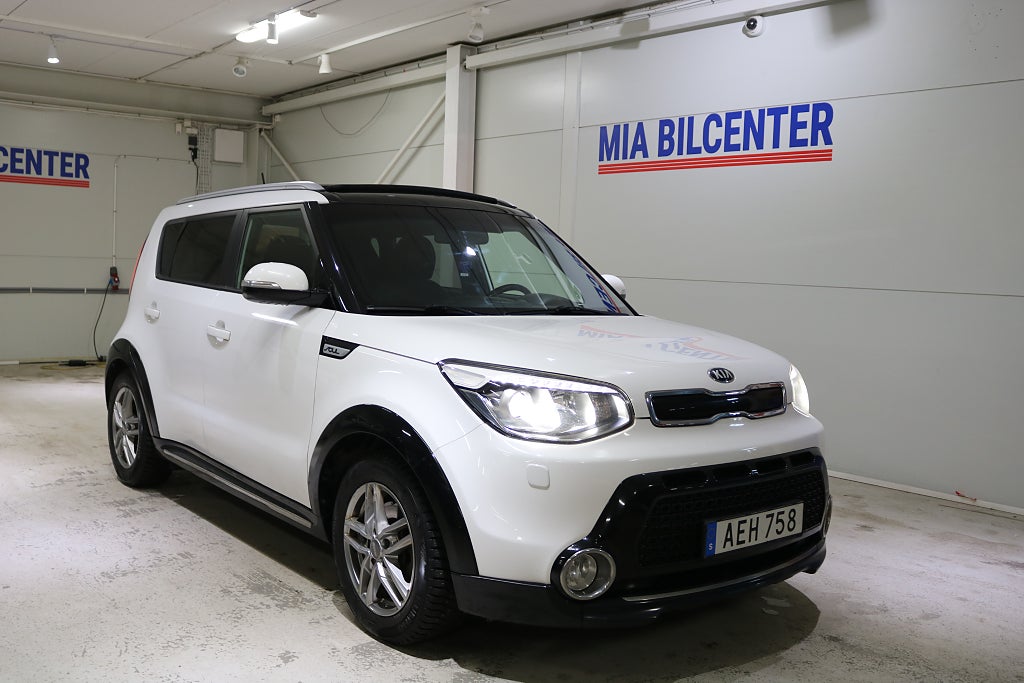 Kia Soul 1.6 GDI GLS Premium med Panorama och Skinn stolar