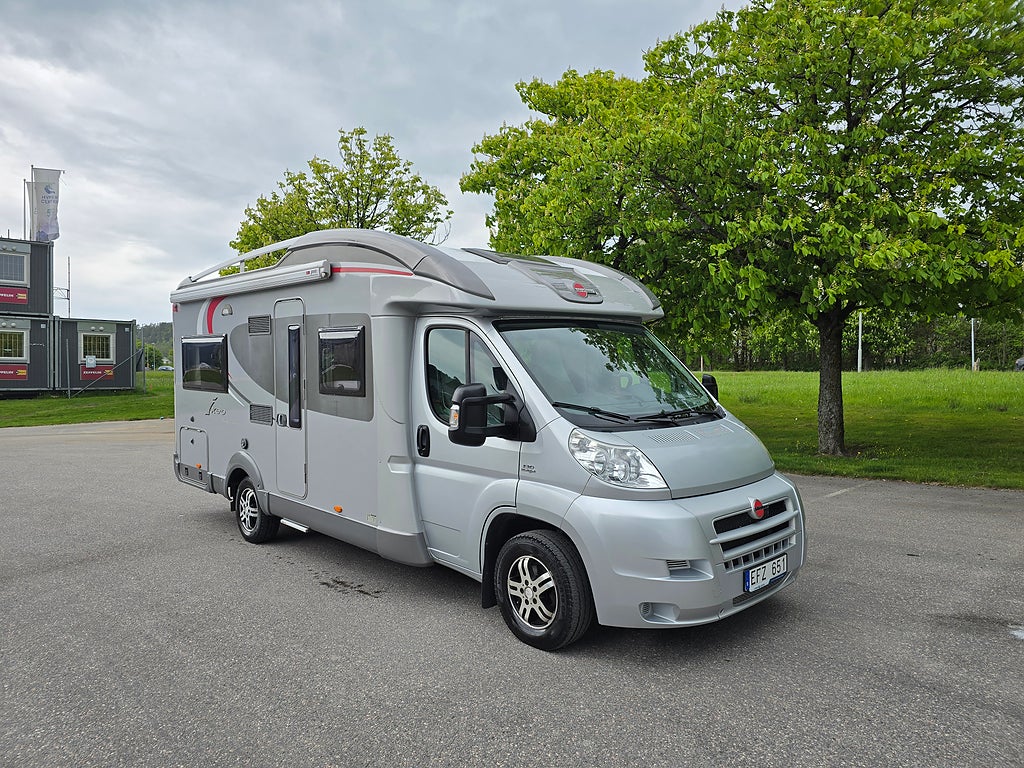 Bürstner Ixeo Plus it 664 