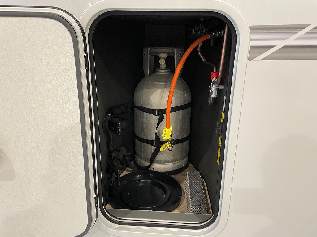 Kabe TMX 810 LGB /5 bältad/Mercedes 170hk/ALDE/Taksäng - Kabe