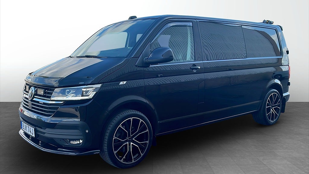 Volkswagen Transporter T6.1 lång hjulbas Kombi 5-sits 204hk