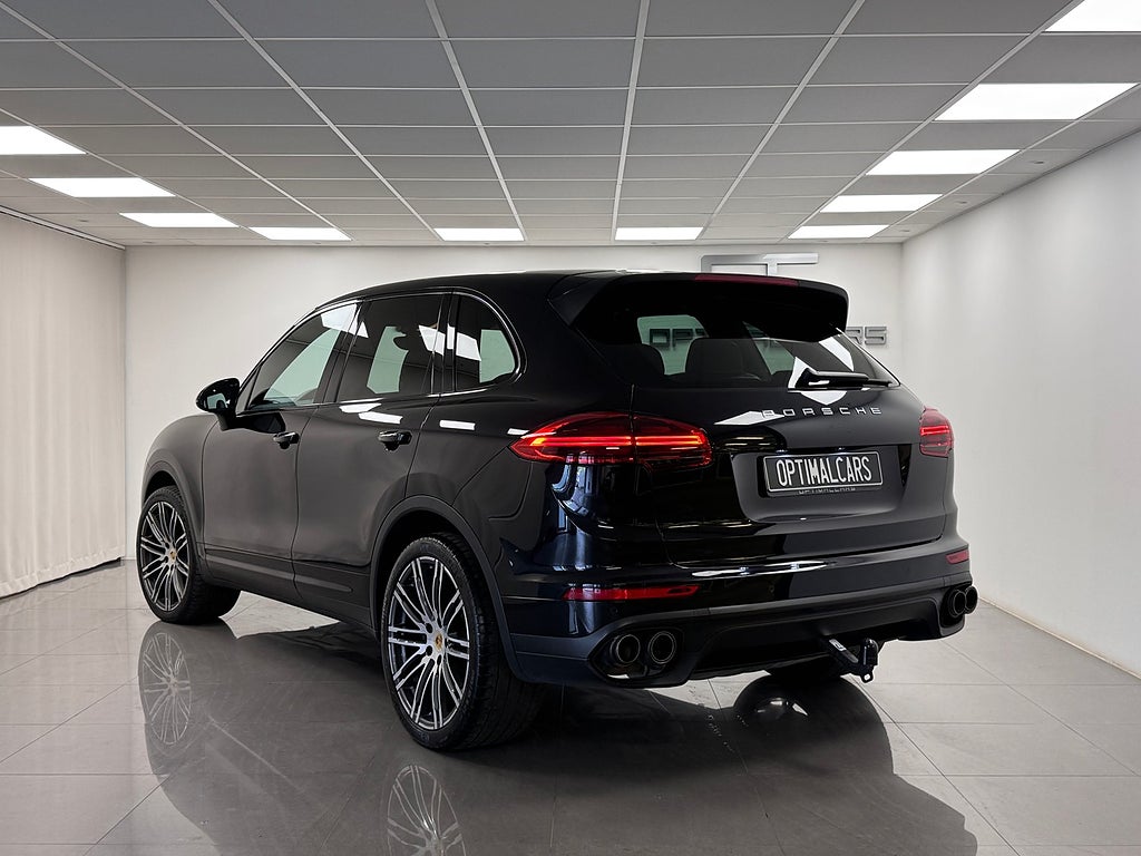 Porsche Cayenne 2016 - miniatyr 15