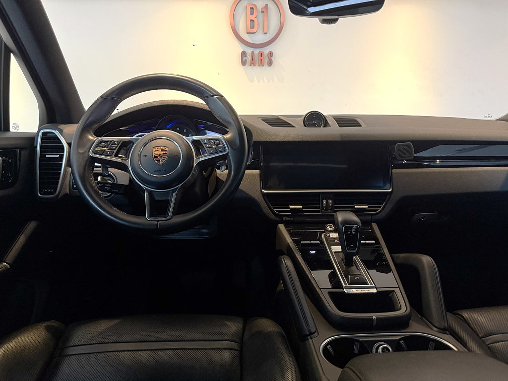 Porsche Cayenne TipTronic S 340HK PANORAMA BOSE LÄDER VÄRMARE