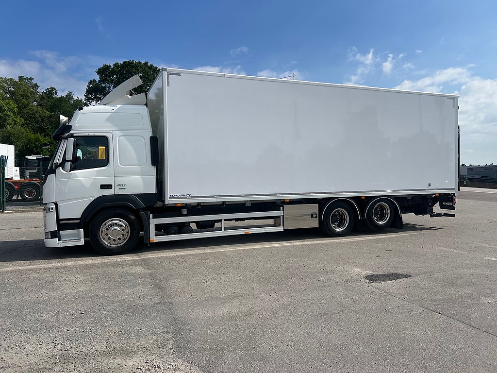 Volvo FM13 410 6x2 Skåpbil, *17 400 Mil*, Euro 6