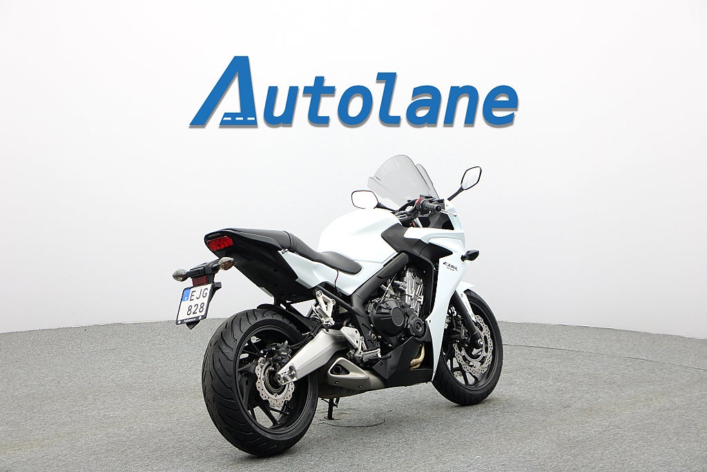 Honda CBR650F *ABS Nyservad Nya Däck Endast 900 mil!