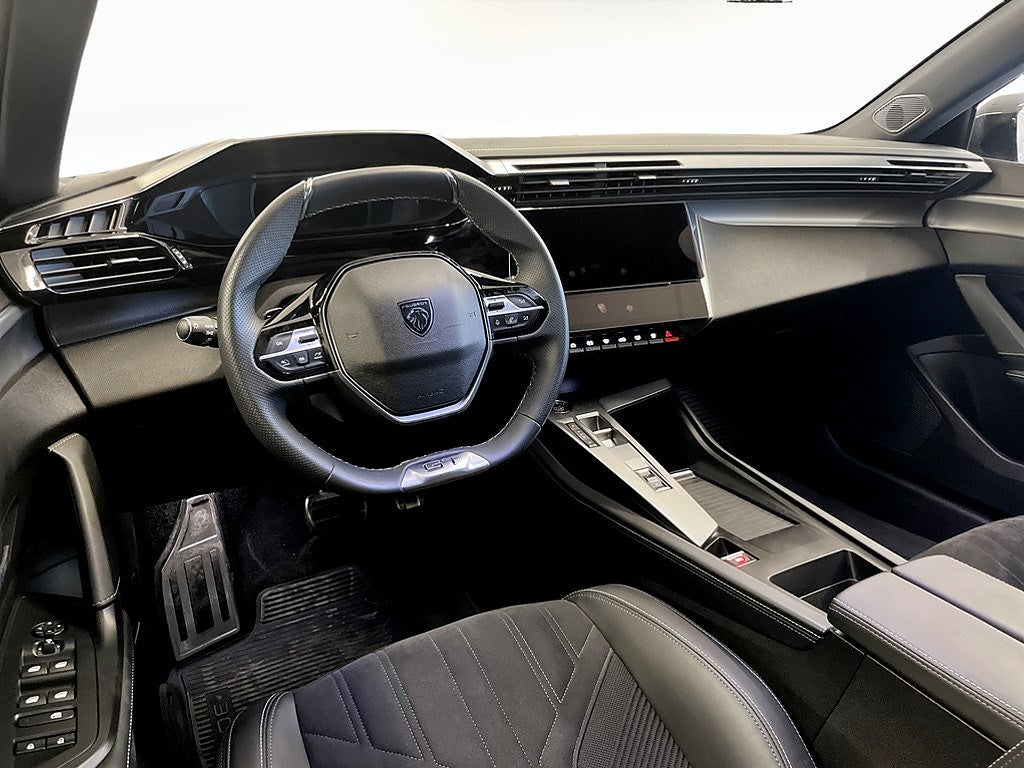 Bild på Peugeot 308 5D GT 1.2 PT 130hk Aut - B-KAMERA, CARPLAY, NAV