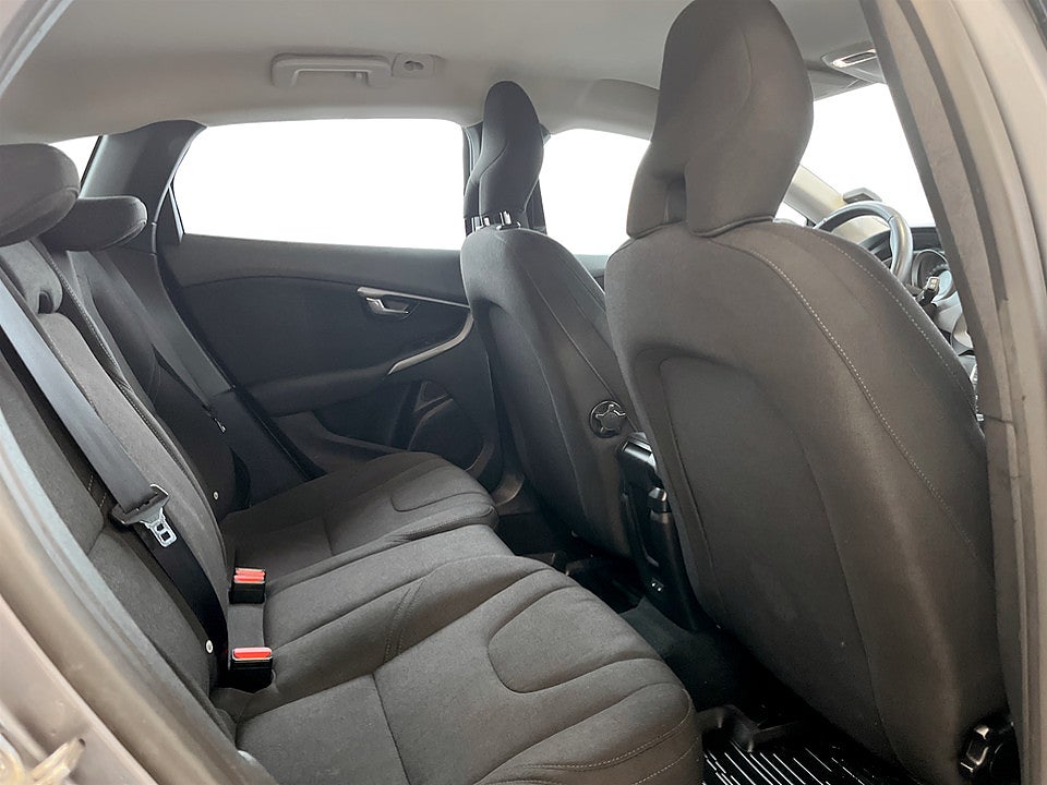 Bild på Volvo V40 Cross Country Business T3 152hk BACKSENSORER BLUETOOTH