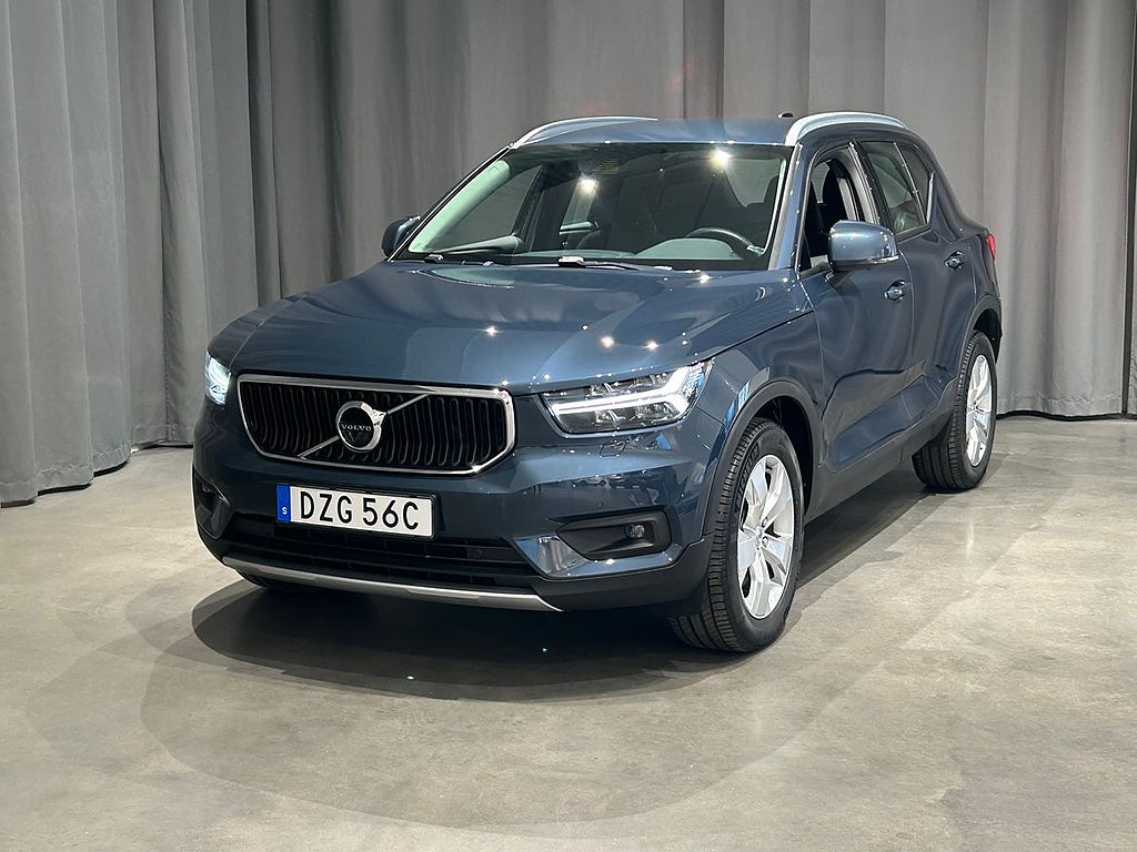 Volvo XC40 B4 AWD Bensin Mom Adv *Navi/V-hjul*