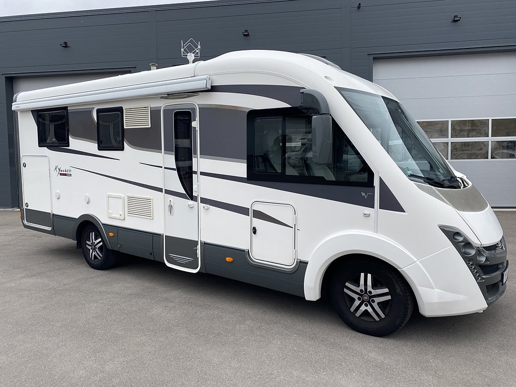 Mobilvetta K-YACHT 89 TEKNO LINE Queensbed