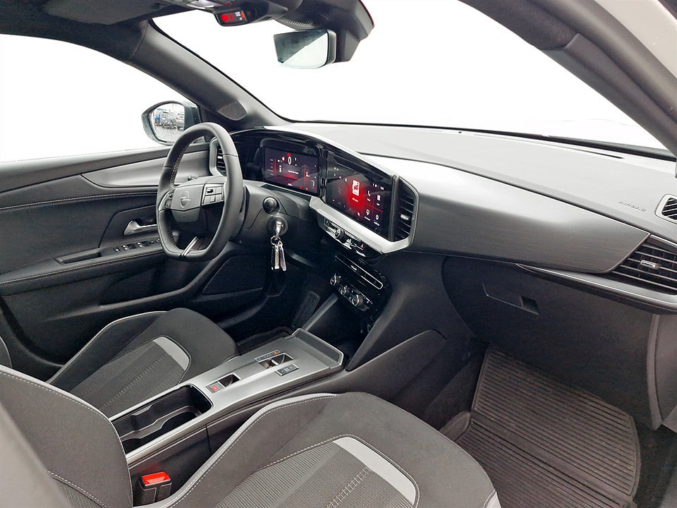 Bild på Opel Mokka GS Hybrid 1.2 Turbo 145hk Aut B-KAMERA CARPLAY