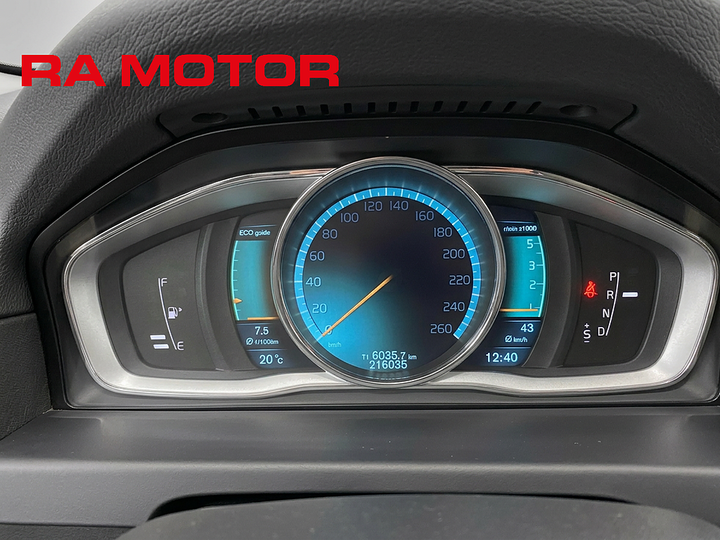 Volvo XC70 D4 AWD 163hk Momentum Business ED | Drag | Kamrem bytt 2014