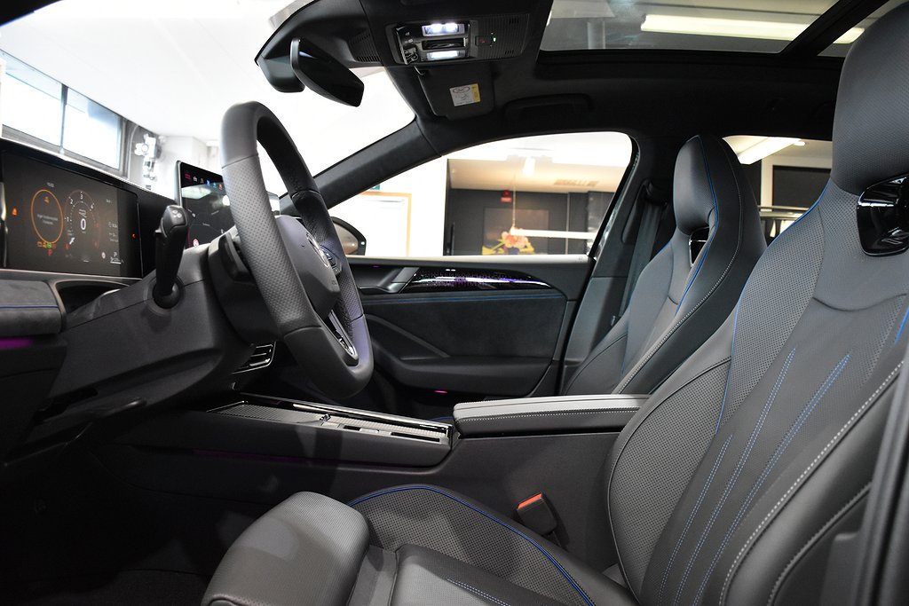 Volkswagen Passat Sportscombi 2.0 TDI DPF SCR 4Motion DSG Sekventiell, 193hk, 2024