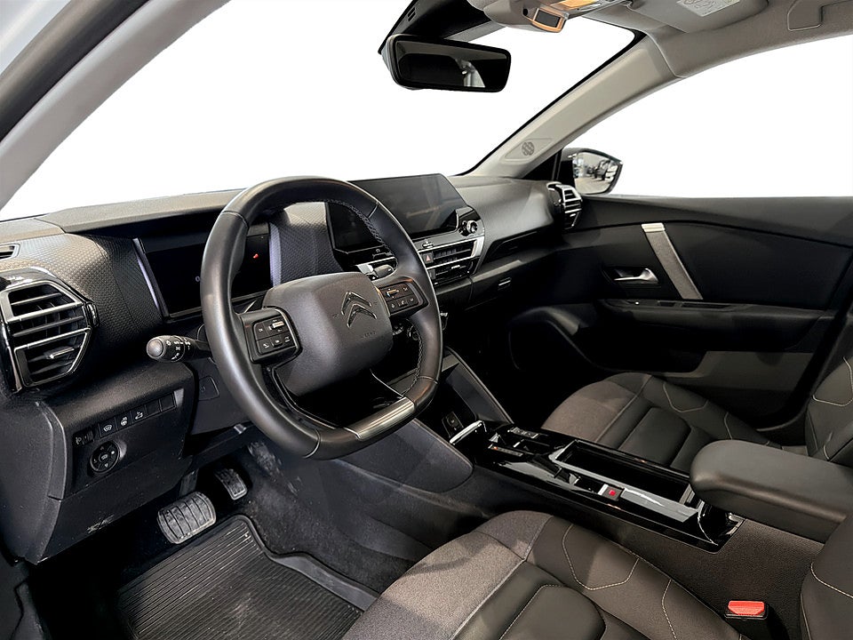 Bild på Citroën C4-X Shine 1.2 PT 130 Aut B-KAMERA NAVI