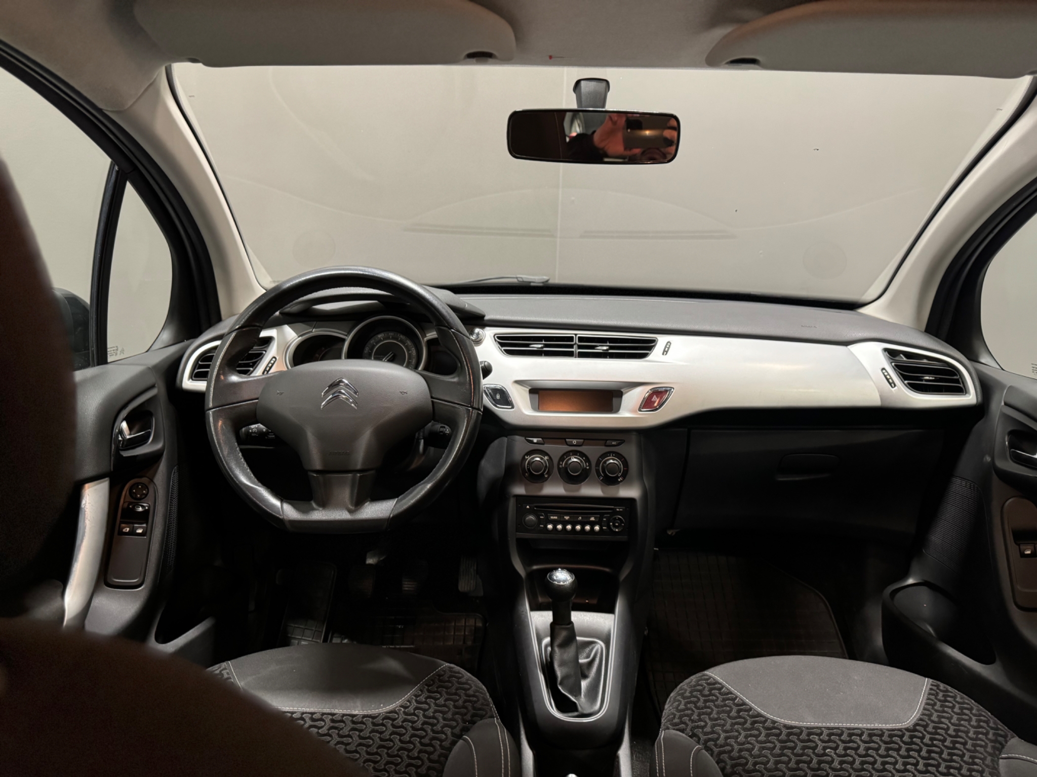 Citroen C3 1.4 HDi 2011, bild 6/41