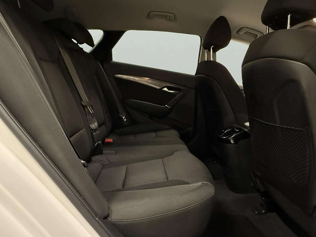 Hyundai i40 cw 1.6 GDI Active Plus 1 Ägare 12300 mil - miniatyr 15