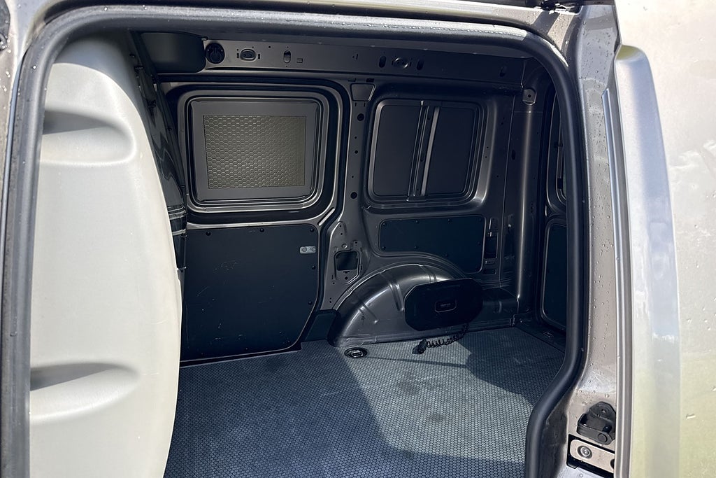 Volkswagen Caddy AlltrackVan 2.0 TDI Automat 4Motion Värmare Drag1 Ägare miniatyr 6