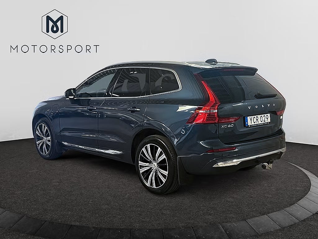 Volvo XC60 Recharge T6 AWD Ultimate Bright Head-up DRAG H/K Pano bild 8