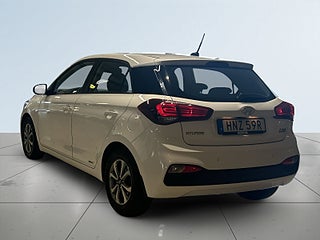 Hyundai i20 1.0 T-GDI blue Trend Mvärme Bkamera Rattvärme S&V-däck – bild 5