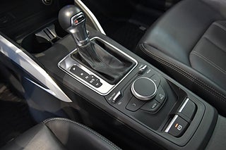 Kombi Audi Q2 11 av 17