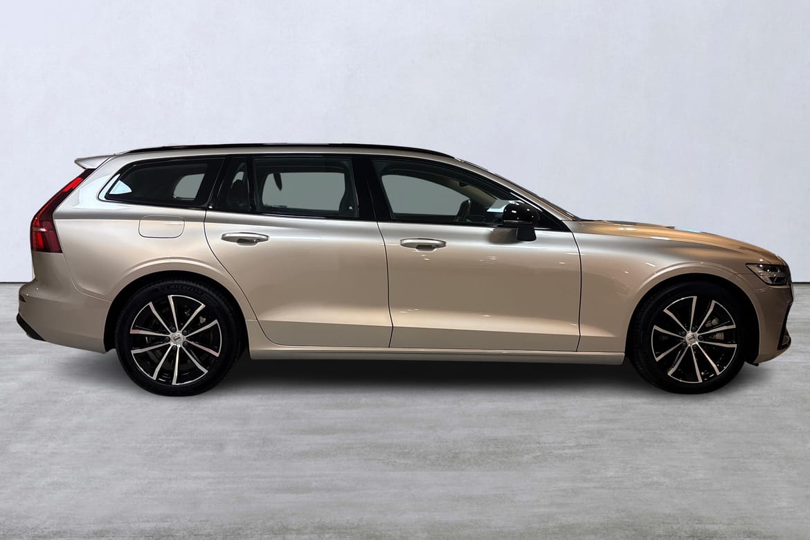Volvo V60 T6 Plus Dark 2025, bild 3/10