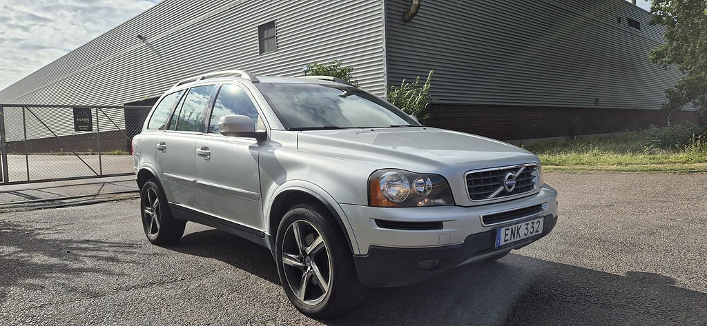 Volvo XC90 7-seater D3 Geartronic Kinetic. NYBES
