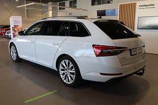 Kombi Skoda Superb 4 av 25