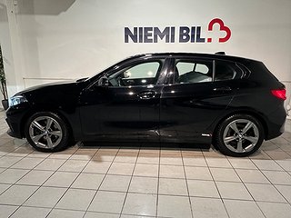 BMW 120 d xDrive Steptronic GPS Mvärm Cockpit Carplay SoV