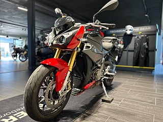 BMW S1000R / 3,45% Ränta! / Akrapovic / Dynamic /Farthållare / Värme