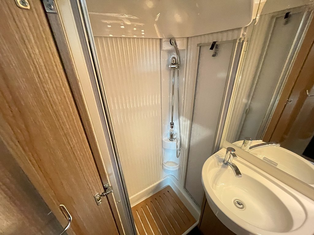Carado A 464 / B-kort / 6 bältade / 6 Sovplatser /4995kr/mån - Carado