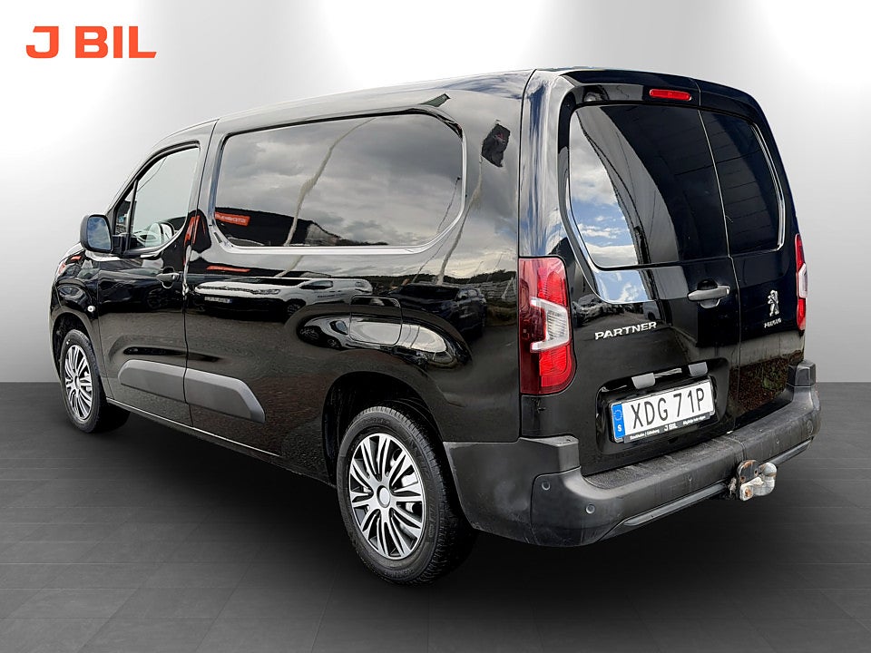Bild på Peugeot Partner PRO 1.5 BHDi 100hk L2 DRAG VÄRMARE