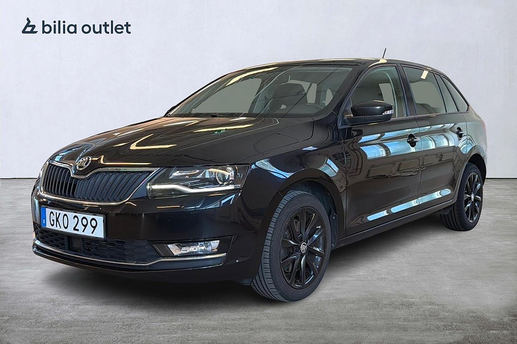 Skoda Rapid Spaceback 1.0 TSI CarPlay Sensorer bak