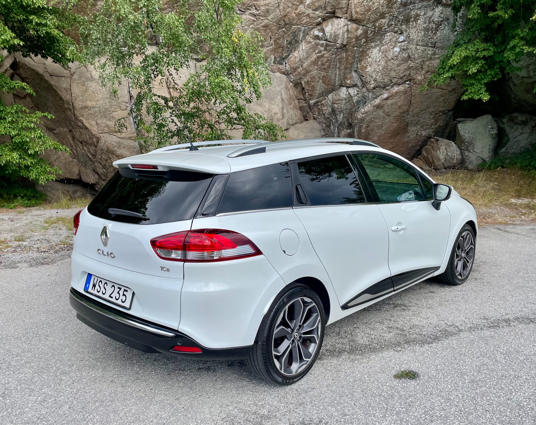 Renault Clio 2017, photo 3/37