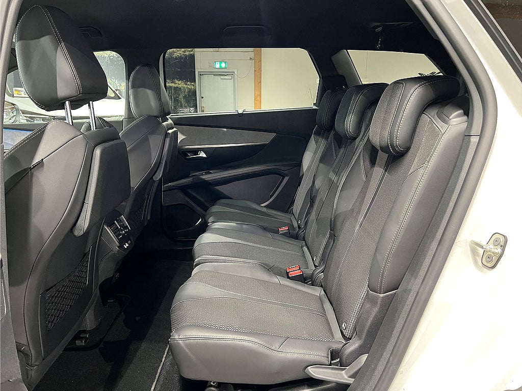 Bild på Peugeot 5008 GT Black Pack 1.2 PT 130hk Aut - DRAG, ELBAKLUCKA