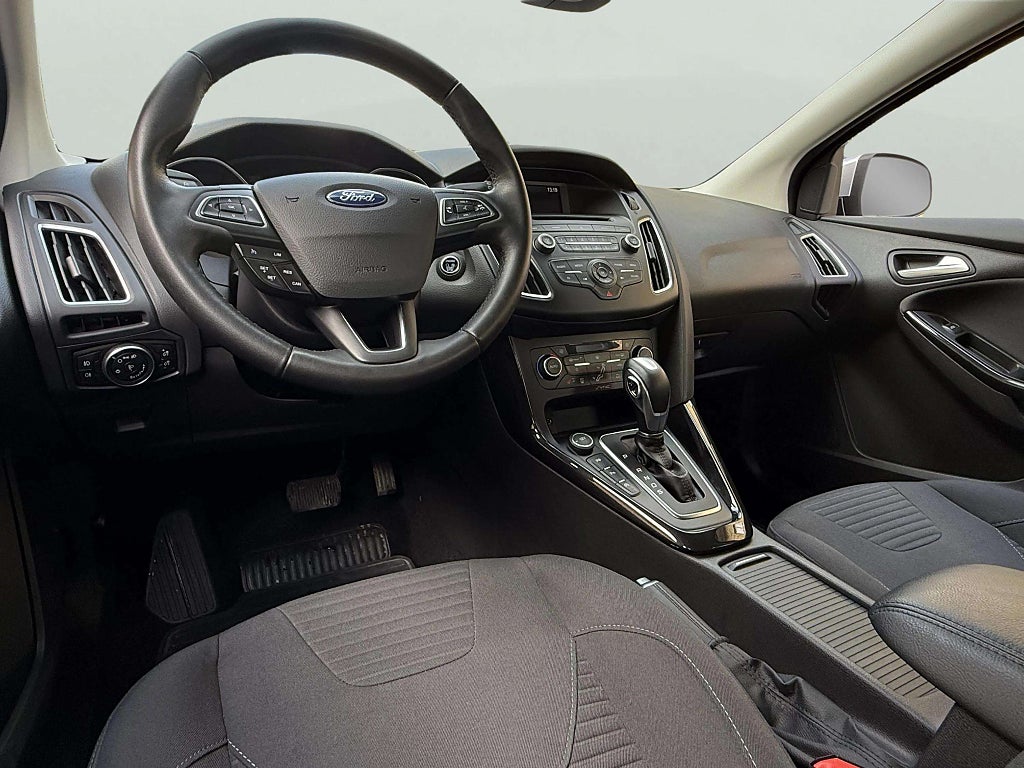 Ford Focus Kombi 1.5 EcoBoost Automat Titanium 2900 Mil 1 Ägare - miniatyr 13